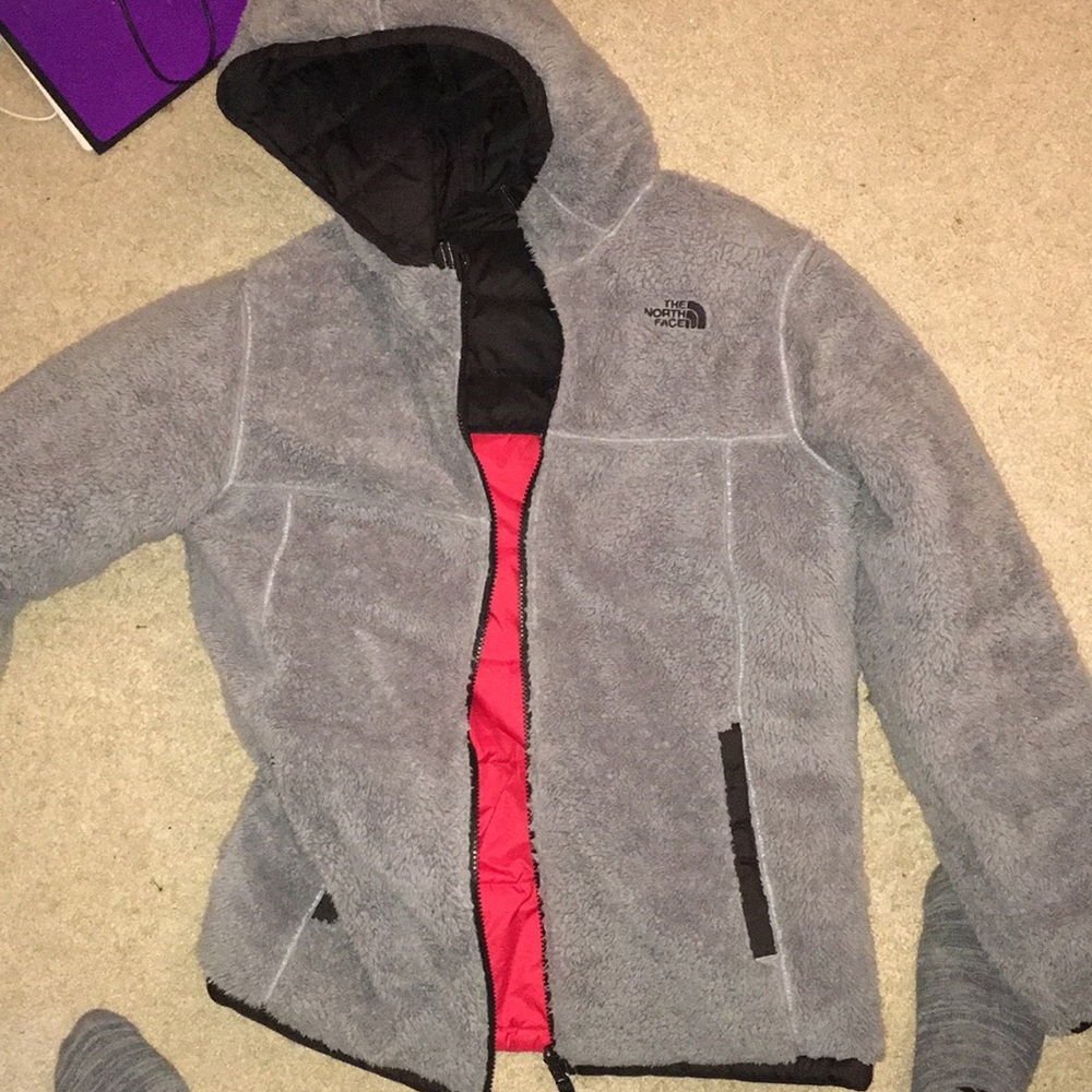 Men’s north face reversible puffer jacket